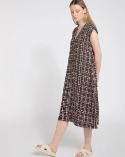 Fashion Dunnes Stores Carolyn Donnelly The Edit Printed Sleeveless Linen Dress