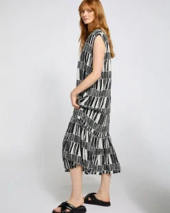 Hot Dunnes Stores Carolyn Donnelly The Edit Crepe Sundress