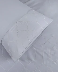 Outlet Dunnes Stores Geo Embroidered Duvet Set