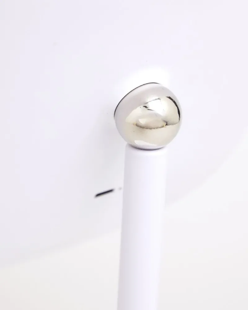 Outlet Dunnes Stores 3-In-1 Rechargeable LED Mirror