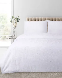 Sale Dunnes Stores Leaf Heatset Microfibre Set