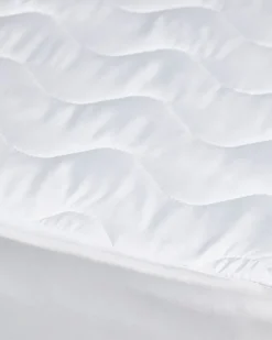 New Dunnes Stores Microfibre Mattress Protector