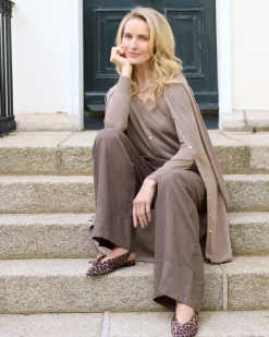 Outlet Dunnes Stores Paul Costelloe Living Studio Mink Linen Short Cardigan