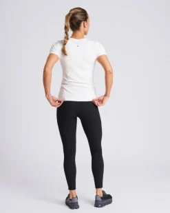 Discount Dunnes Stores Powercut Sculpt Perform Training T-Shirt in White