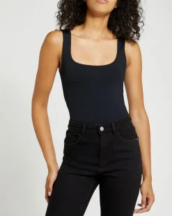 Fashion Dunnes Stores Scoop Neck Polyamide Fitted Stretch Vest
