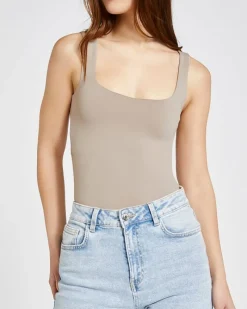 Fashion Dunnes Stores Scoop Neck Polyamide Fitted Stretch Vest