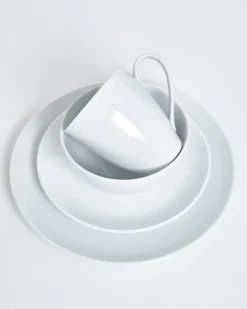 Outlet Dunnes Stores Simply White 16 Piece Dinner Set