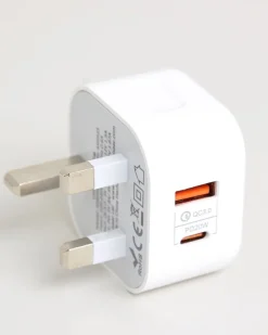 Outlet Dunnes Stores Usb-C Fast Charge Plug